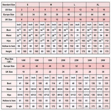 Load image into Gallery viewer, Beautiful Alternative/Gothic Bride Gown/Dress Made With Stunning Tulle Skirt And Lace Top Bodice