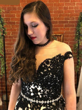 Load image into Gallery viewer, Gothic Corset Lace Bridal Dress Sexy Capped Sleeves Sheer Neck Appliques And Court Train