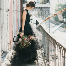 Load image into Gallery viewer, Gothic Vintage Black Bridal Dress Flower Appliqued Lace A Line Bodice And Tulle Ruffled Skirt