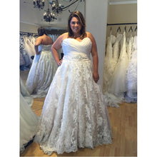 Load image into Gallery viewer, Beautiful Plus Size Bridal Dress Sweetheart Neckline Applique Lace Skirt Custom Made - A Thrifty Bride Shop