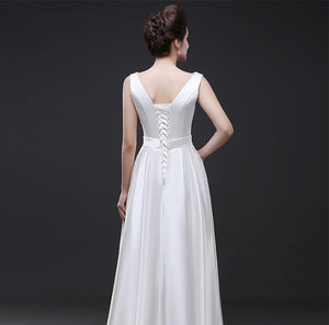 Stunning Wedding Dress With Crystal Belt And Pockets Customized Sizes - A Thrifty Bride Shop