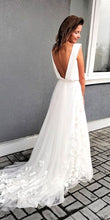 Load image into Gallery viewer, Elegant Beach Bridal Gown With Lace Appliqued Sleeves A-line Bodice And Court Train