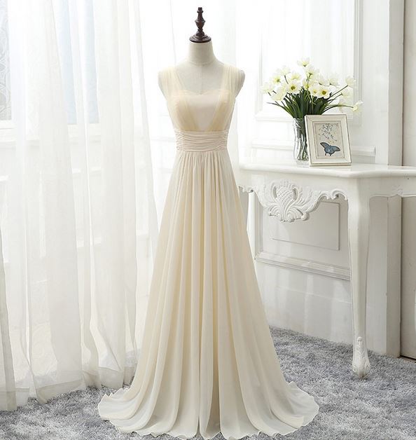 Lovely Tulle And Chiffon V neck A-line Bridesmaid Floor Length Dress