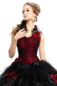 Gothic Sweetheart Red and Black Victorian Ball Gown Bridal Gown With Ruffled Skirt And Detachable Straps