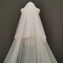 Load image into Gallery viewer, 2 FT Long Lace Bridal Veil  With Comb Blusher Bride Headpiece Accessory