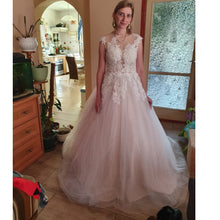 Load image into Gallery viewer, Stunning Scoop Lace A Line Wedding Dress Sleeveless Featuring Tulle Skirt With Long Train Elegant Princess Style