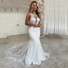 Load image into Gallery viewer, Sexy Mermaid Wedding Dress Scoop Neck And Lace Appliques Featuring Open Back C