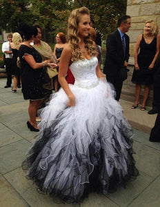 Unique Sweetheart Corset Wedding Dress Ball Gown