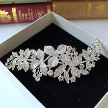 Load image into Gallery viewer, Stunning Alloy Rhinestone Bridal Hair Accessories